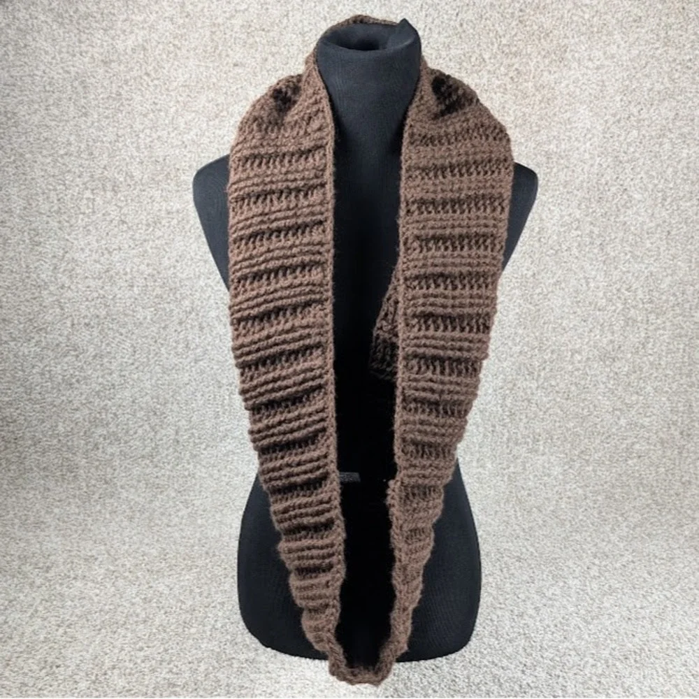 Chunky Knit Infinity Scarf Warm‎ Cozy Brown Crochet Loop Neck Warmer